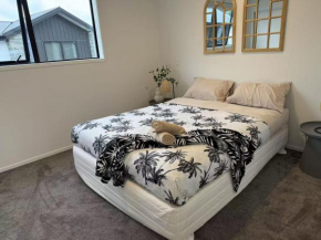 A Quiet Modern and Brand New Gem